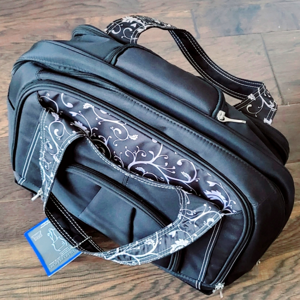 Kensington Contour Balance Notebook/laptop Roller Bag in Onyx